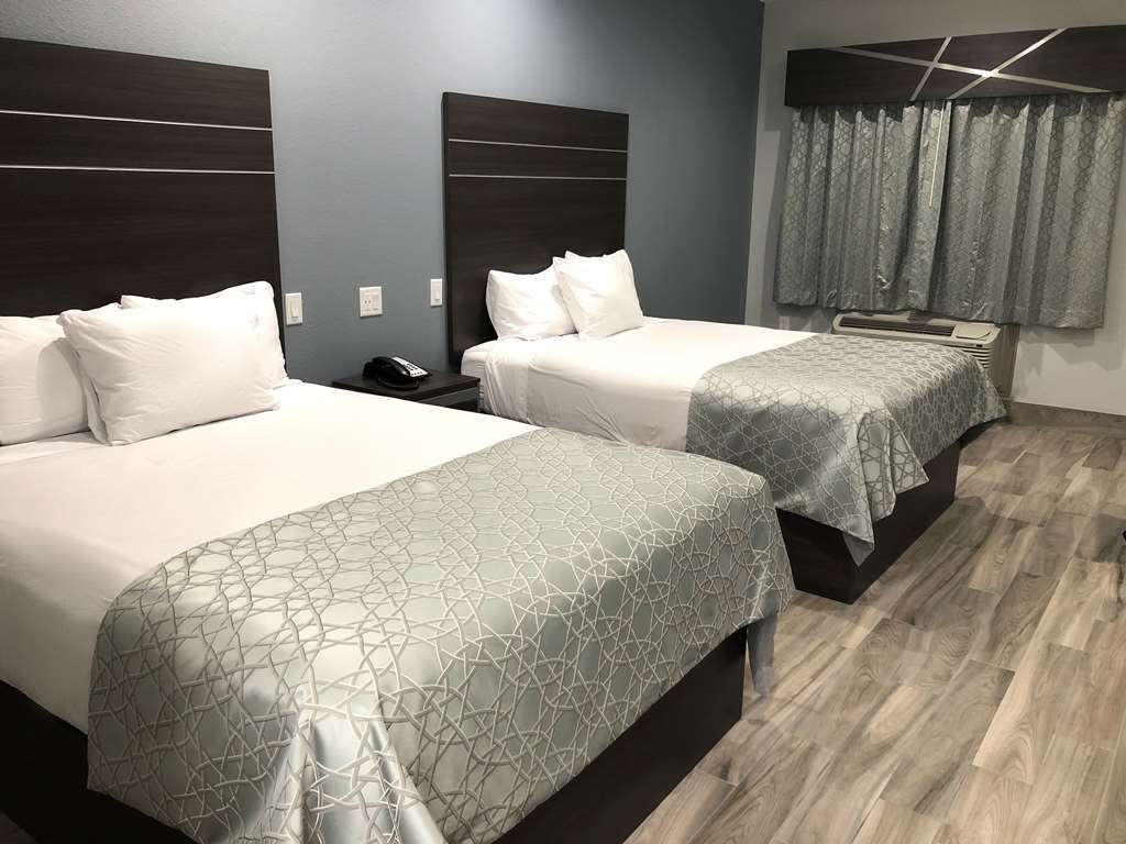 Americas Best Value Inn & Suites Northeast Houston I-610 Room photo